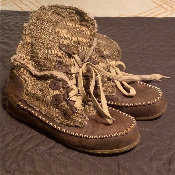 Boots - Picture 2 of 2